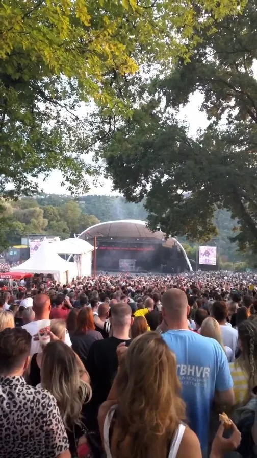 Konzert auf der Freilichtbühne Loreley, wir sind mit unserem Ofen dabei